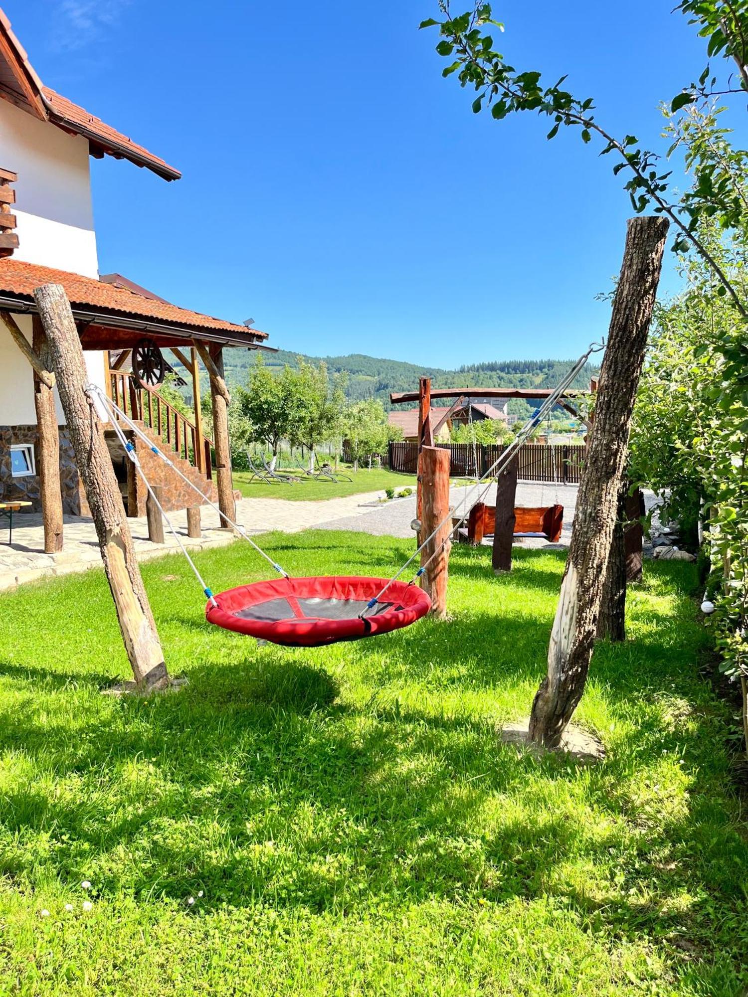 Casa de sub Horă Villa Zărneşti Exterior foto
